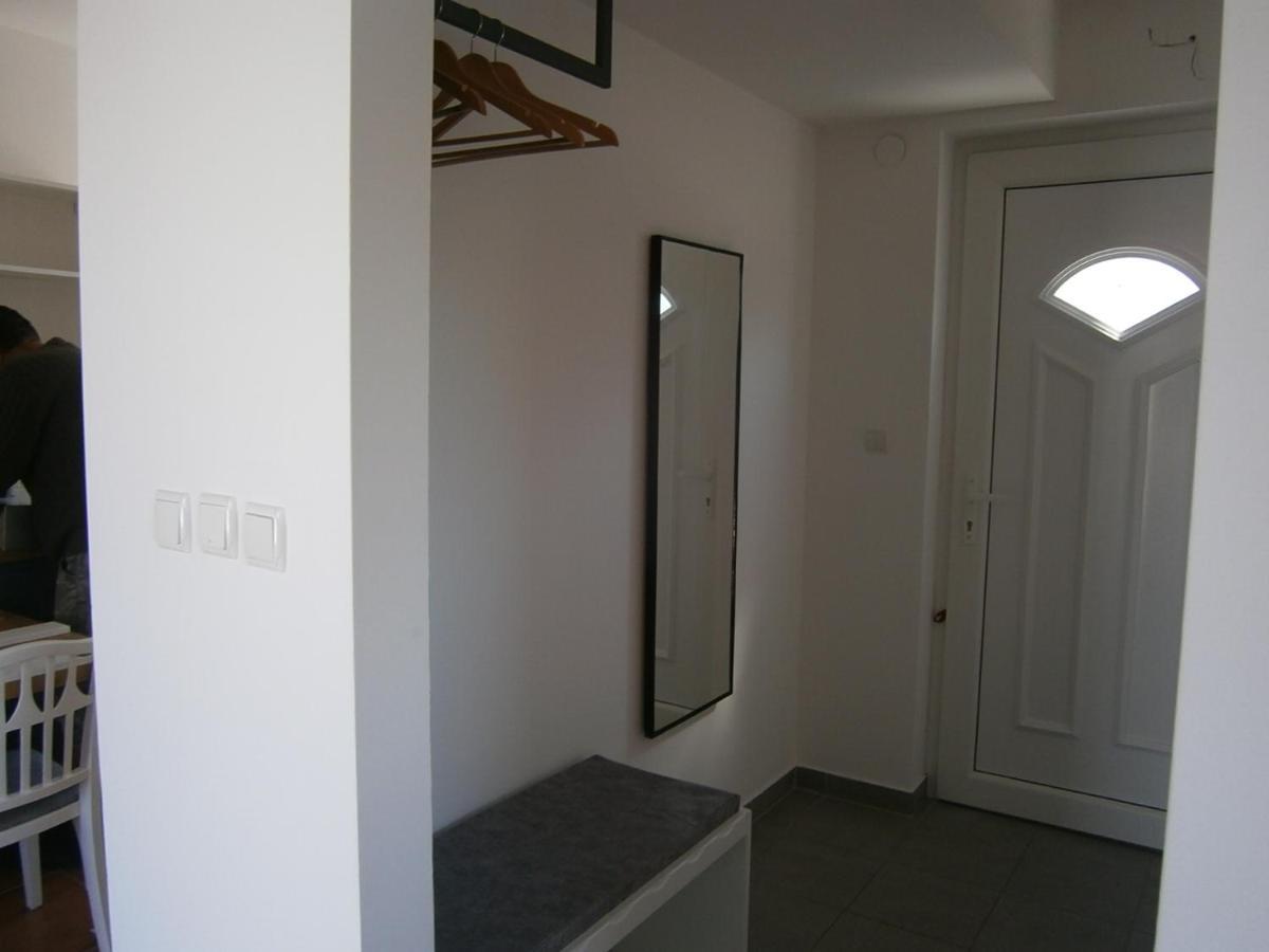 Zobić Family Apartments Rab Town Zewnętrze zdjęcie