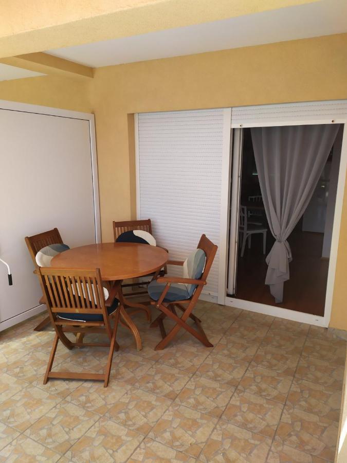 Zobić Family Apartments Rab Town Zewnętrze zdjęcie