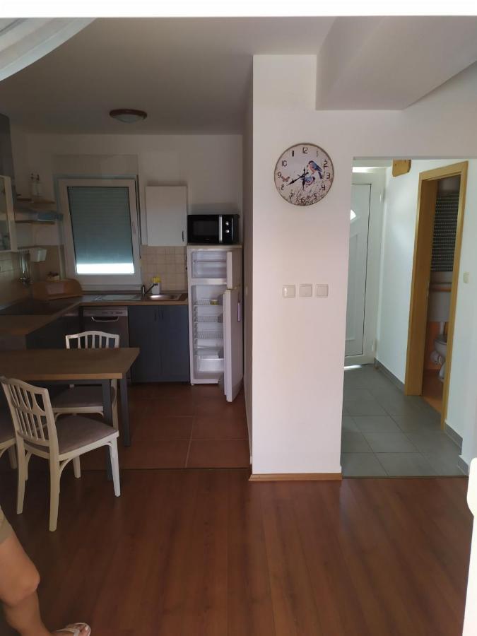 Zobić Family Apartments Rab Town Zewnętrze zdjęcie