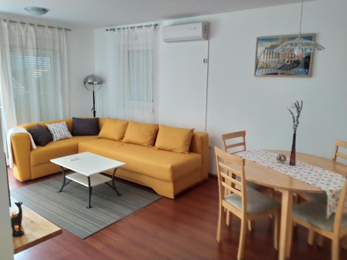 Zobić Family Apartments Rab Town Zewnętrze zdjęcie