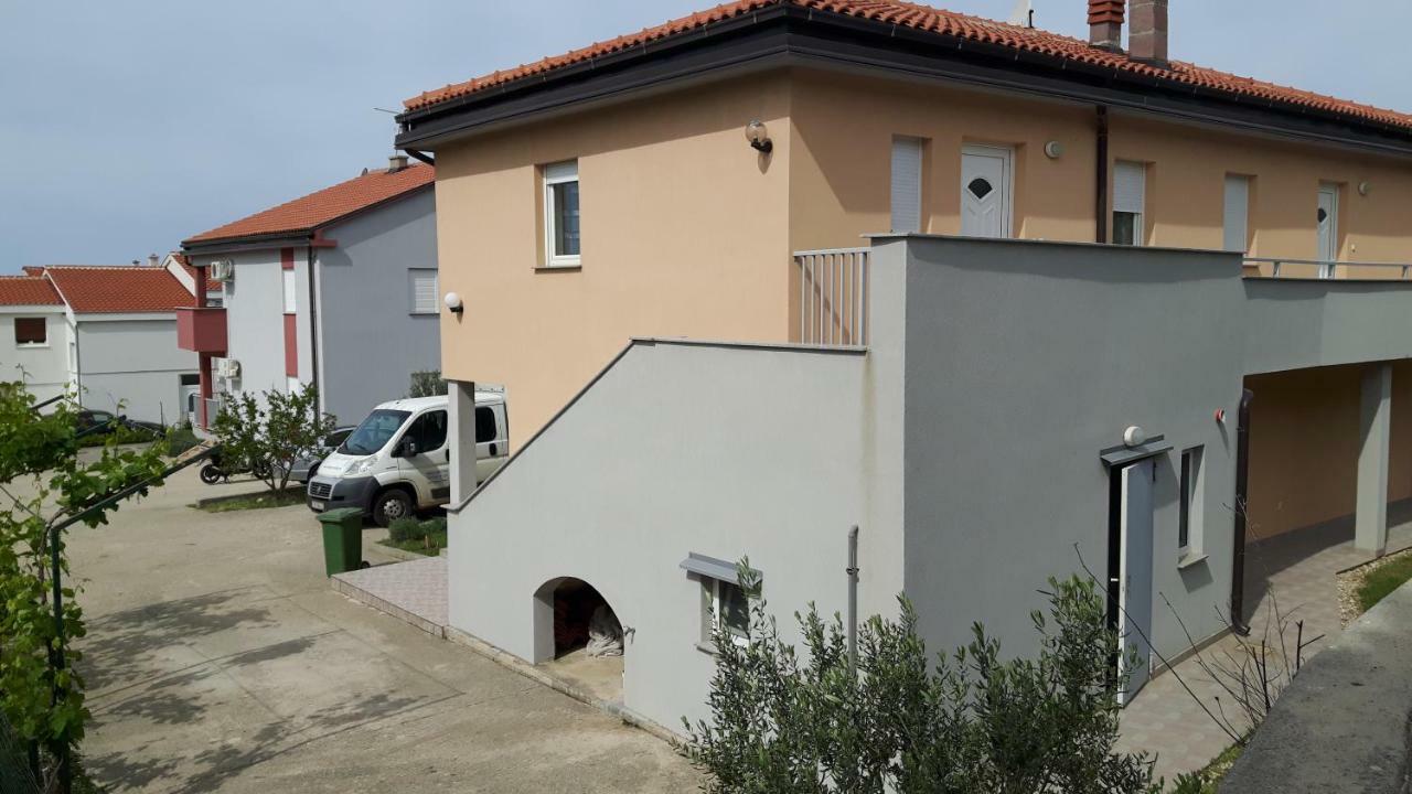 Zobić Family Apartments Rab Town Zewnętrze zdjęcie